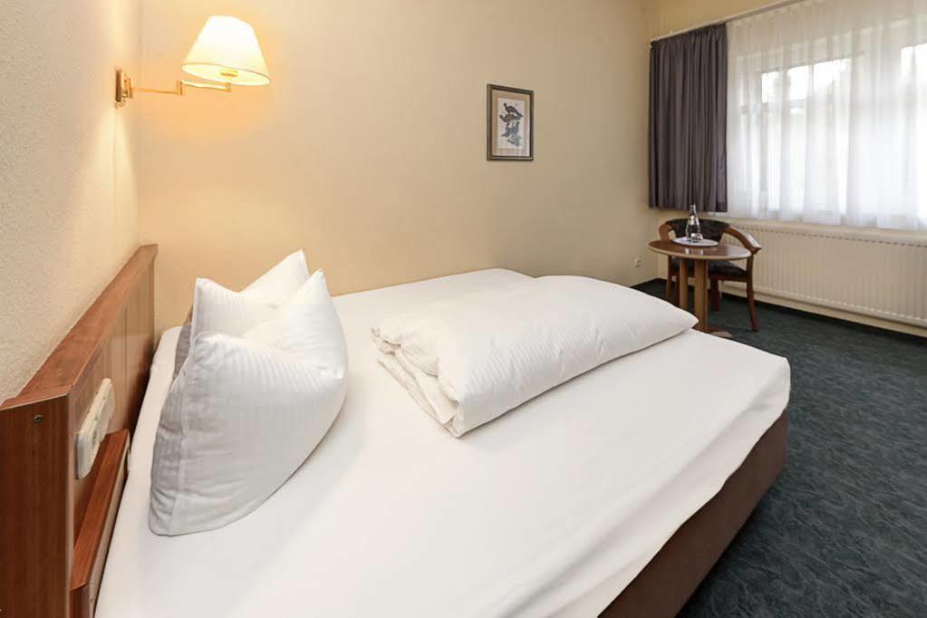 Pescheks Hotel Luisenhohe-Mein Hotel In Walsrode Dış mekan fotoğraf